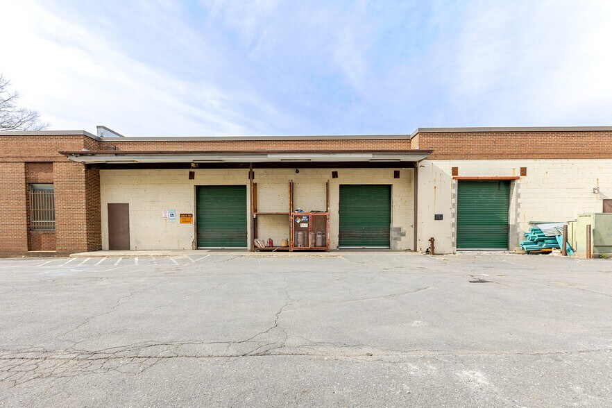 2120 Beaver Rd, Landover, MD à vendre - Photo de l’immeuble – Image 3 sur 16