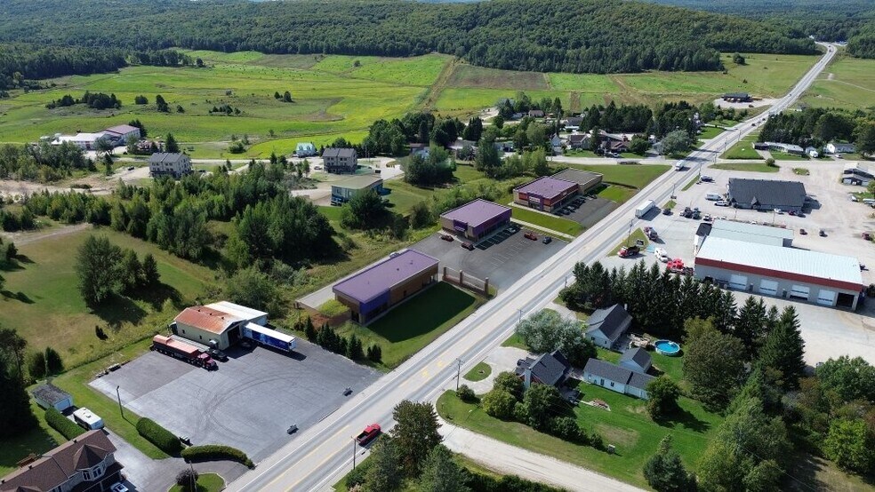 624 Boulevard, Mont-laurier, QC à vendre - Photo de l’immeuble – Image 2 sur 5