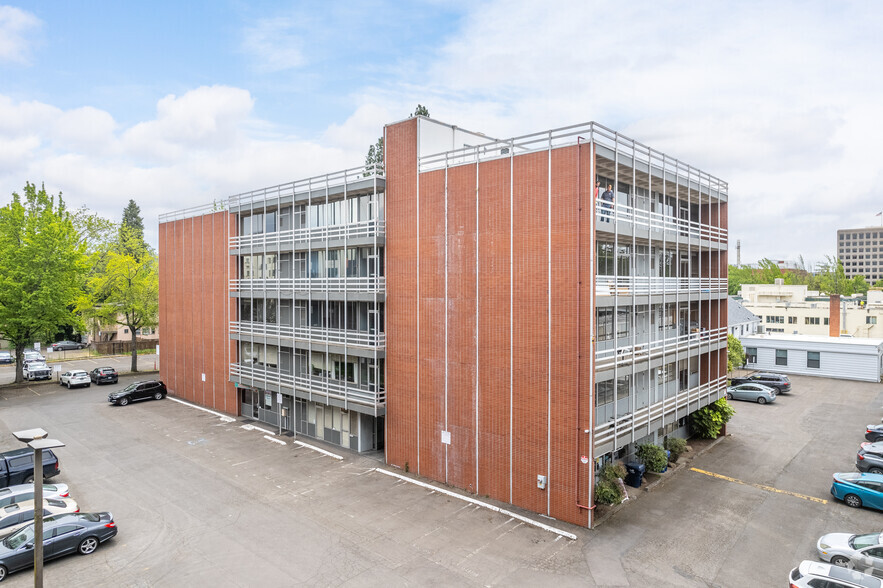 401 E 10th Ave, Eugene, OR à louer - Photo de l’immeuble – Image 3 sur 5