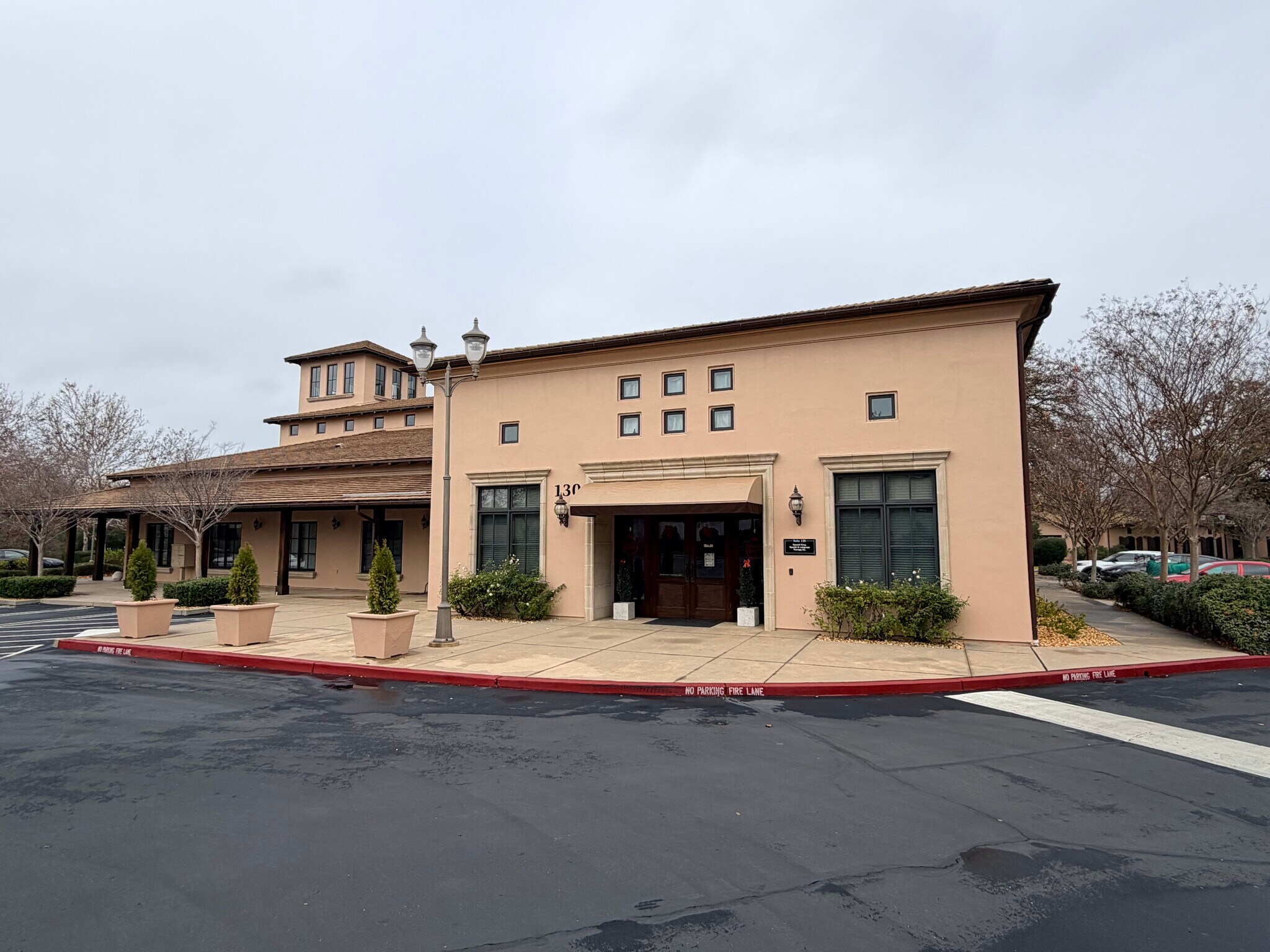 140 Diamond Creek Pl, Roseville, CA à louer Photo intérieure– Image 1 sur 5