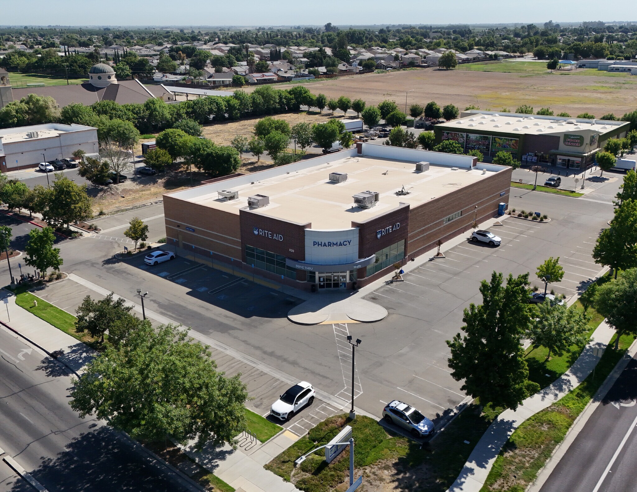 820 N Lemoore Ave, Lemoore, CA à vendre Photo de l’immeuble– Image 1 sur 6