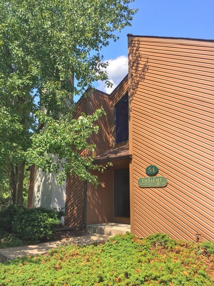 1288 Valley Forge Rd, Phoenixville, PA à vendre - Photo de l’immeuble – Image 2 sur 34