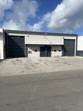 711 NW 6th Ave, Fort Lauderdale, FL à louer Photo intérieure– Image 1 sur 2