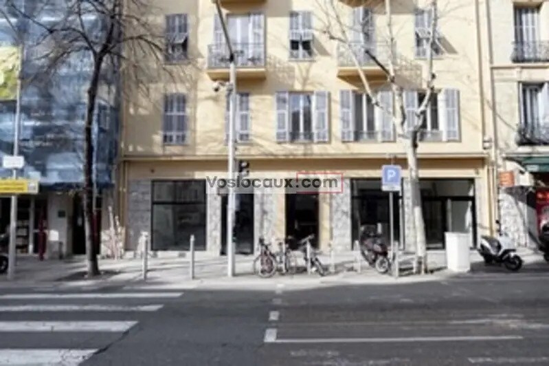 Bureau dans Nice à louer Photo de l’immeuble– Image 1 sur 12