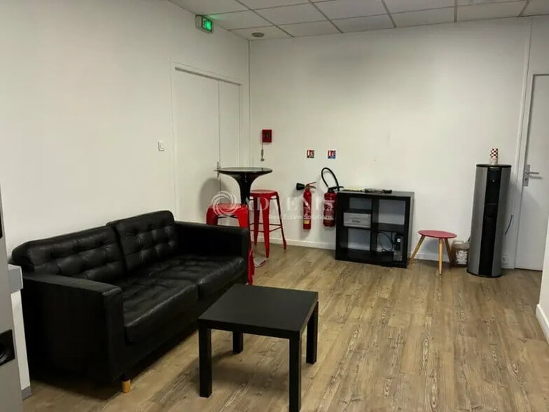 Bureau dans Saint-Avertin à louer - Photo intérieure – Image 3 sur 5