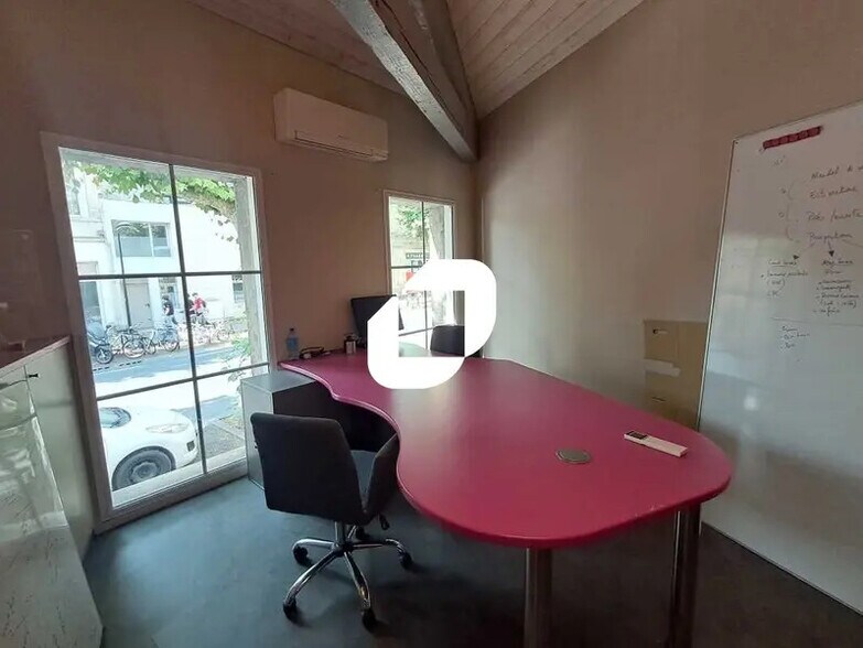 Bureau dans Bordeaux à vendre - Photo intérieure – Image 2 sur 12