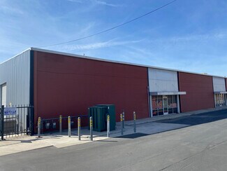 Plus de détails pour 301 Espee St, Bakersfield, CA - Industriel/Logistique à louer