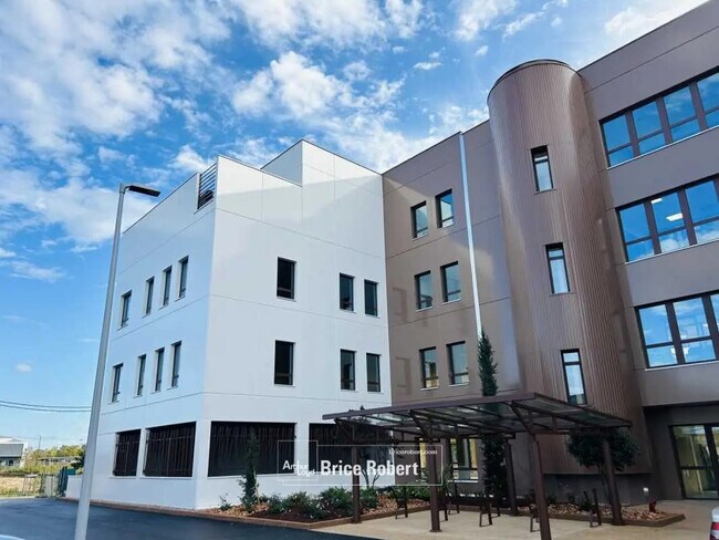 Plus de détails pour Bureau à vendre