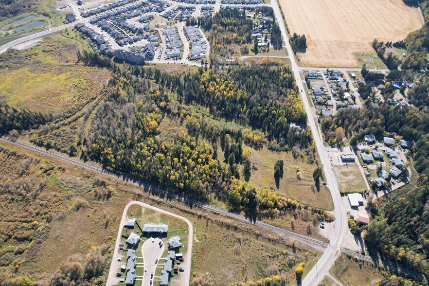 4911 62 St, Rocky Mountain House, AB à vendre - Photo de l’immeuble – Image 3 sur 13