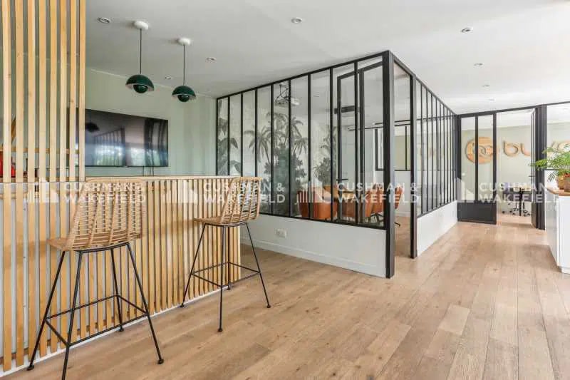 Bureau dans Puteaux à louer - Photo intérieure – Image 2 sur 11