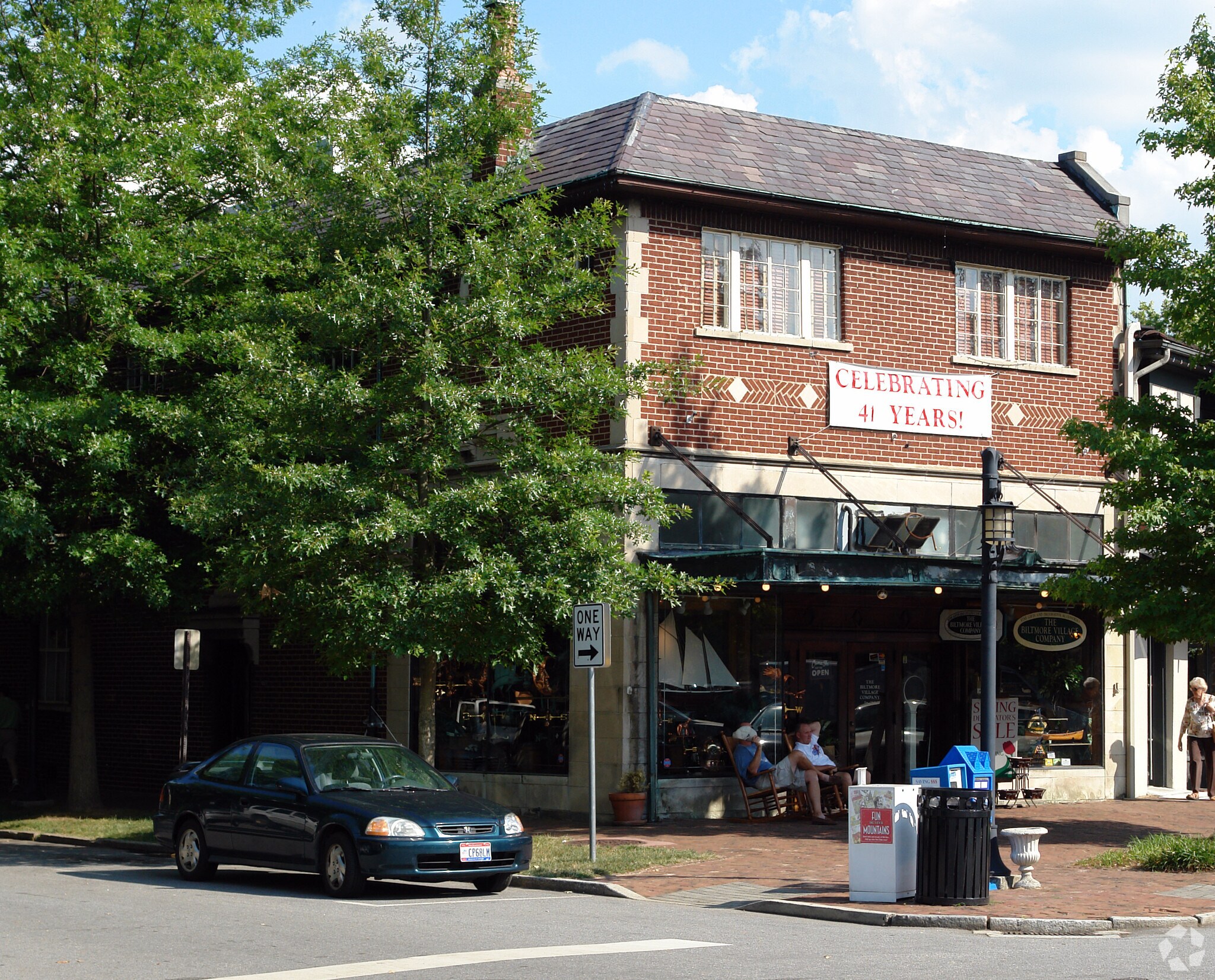 1 Kitchin Pl, Asheville, NC à louer Photo principale– Image 1 sur 4