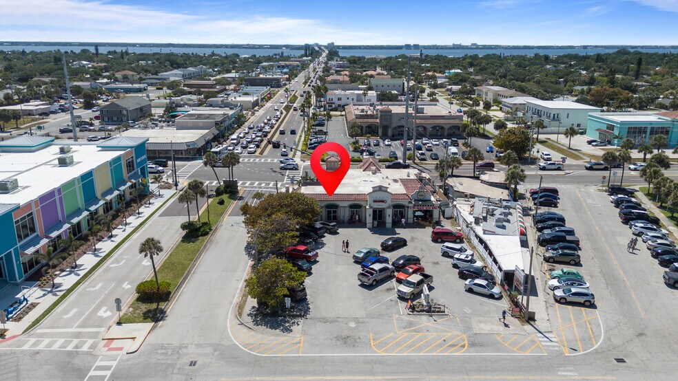 2 Fifth Ave, Indialantic, FL à louer - Photo de l’immeuble – Image 1 sur 21