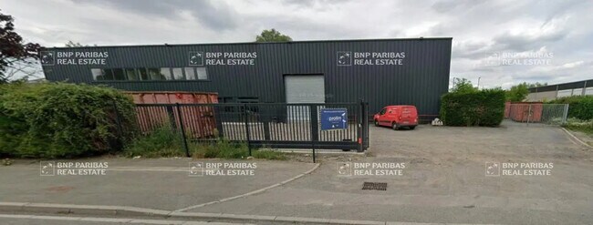 Plus de détails pour Local d’activités à vendre