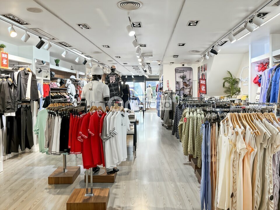Local commercial dans Marseille à louer Photo intérieure– Image 1 sur 7