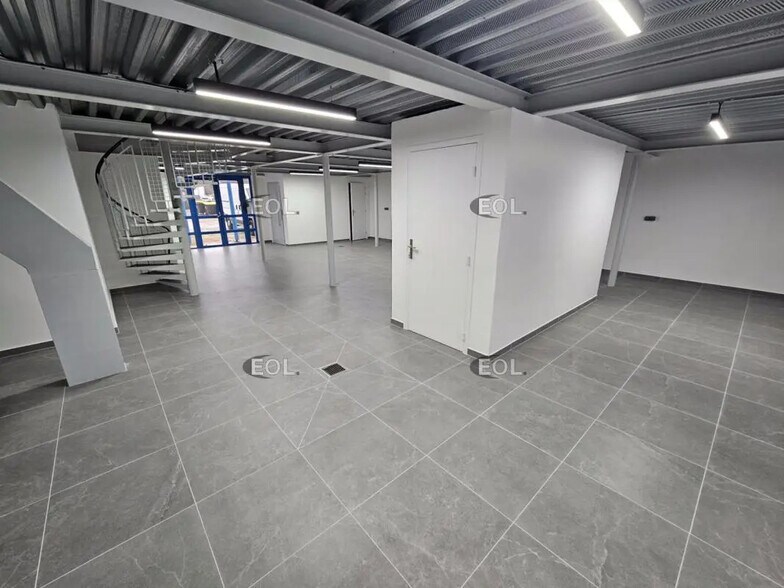 Local d’activités dans Choisy-le-Roi à louer - Photo intérieure – Image 3 sur 8