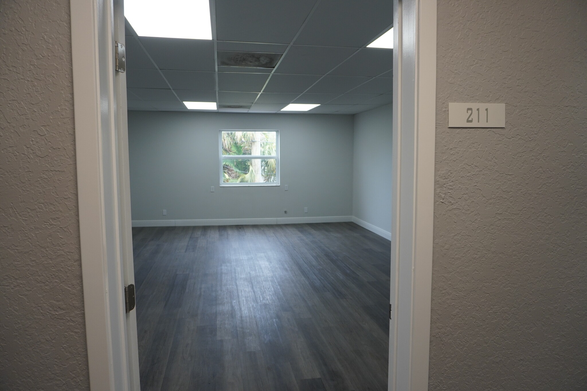 2520-2650 N University Dr, Sunrise, FL à louer Photo de l’immeuble– Image 1 sur 1