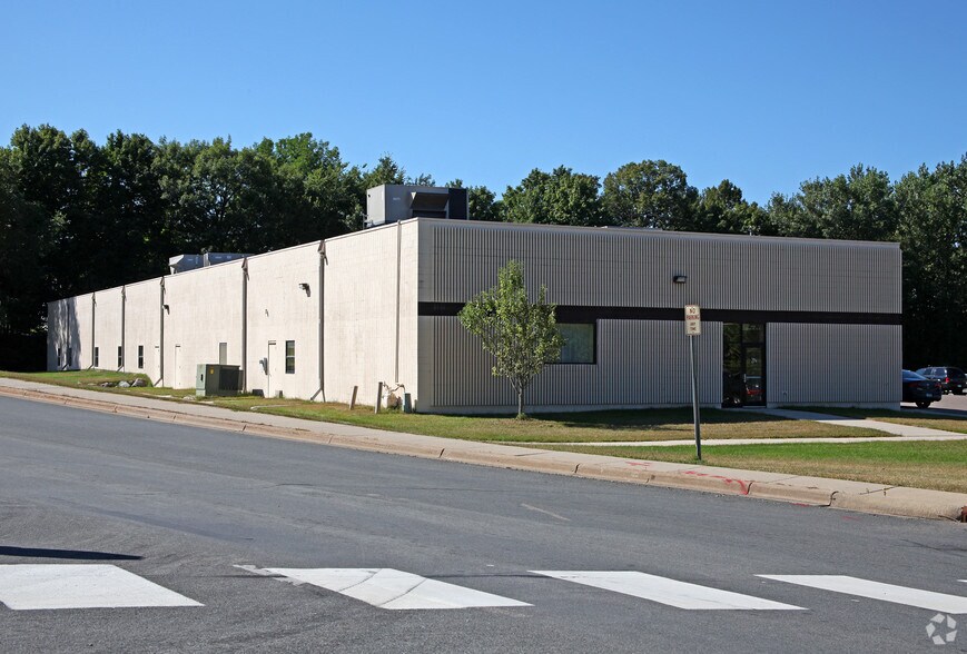 4540 Tower St SE, Prior Lake, MN à vendre - Photo principale – Image 2 sur 20