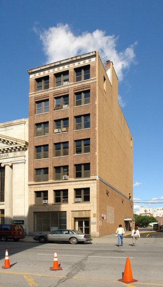 Plus de détails pour 25 Market St, Poughkeepsie, NY - Bureau à louer