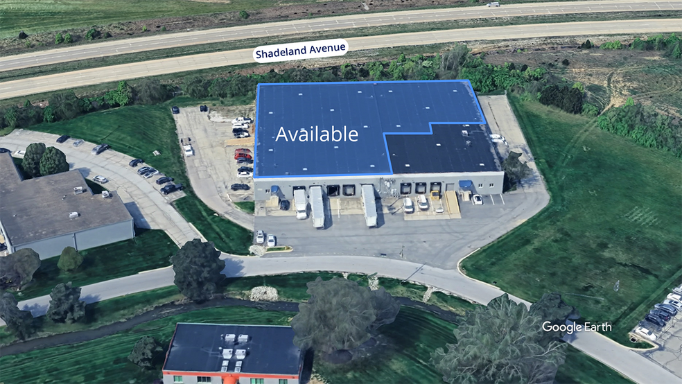 1322-1438 Sadlier Circle East Dr, Indianapolis, IN à louer - Photo de l’immeuble – Image 3 sur 4