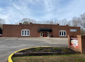201 Lakeview Rd, Somerville, TN à louer Photo de l’immeuble– Image 1 sur 2