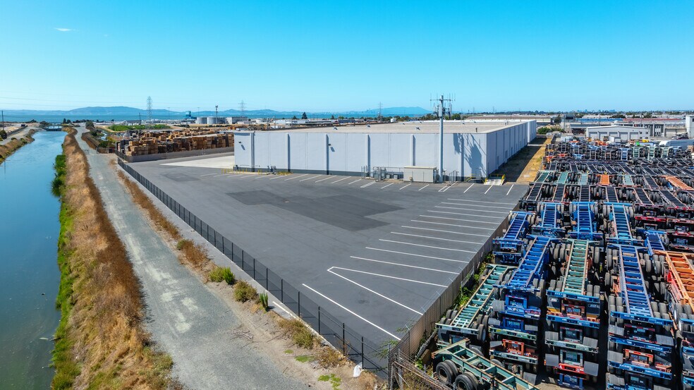 2480-2488 Baumann Ave, San Lorenzo, CA à louer - Photo de l’immeuble – Image 3 sur 6