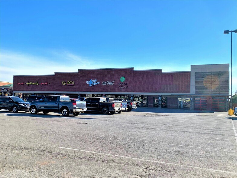 832-848 W Danforth Rd, Edmond, OK à louer - Photo de l’immeuble – Image 1 sur 6