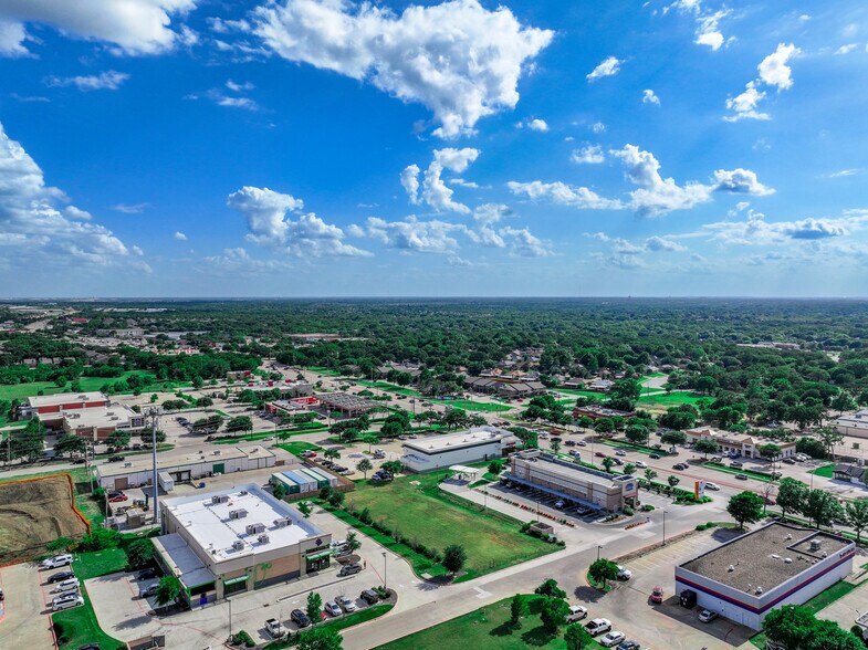 5525 S Cooper St, Arlington, TX à vendre - Photo de l’immeuble – Image 3 sur 25