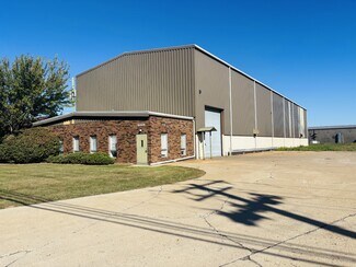 Plus de détails pour 8460 Ronda Dr, Canton Township, MI - Industriel/Logistique à vendre