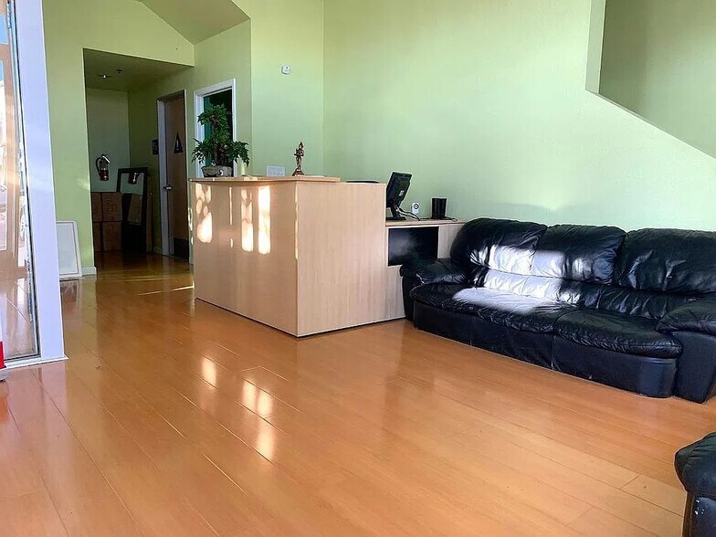372 Fairview Way, Milpitas, CA à vendre - Photo de l’immeuble – Image 3 sur 13