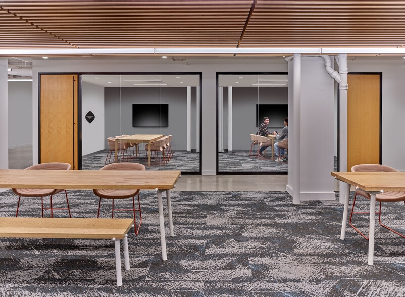 1421 Race St, Philadelphia, PA à louer - Hall d’entrée – Image 3 sur 15