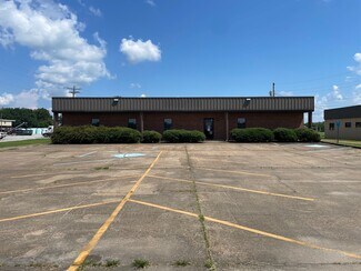 Plus de détails pour 226 Martin Luther King Dr, Indianola, MS - Bureau à louer