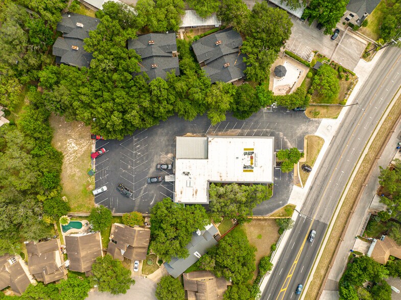 975 W Bitters Rd, San Antonio, TX à vendre - Photo de l’immeuble – Image 2 sur 12