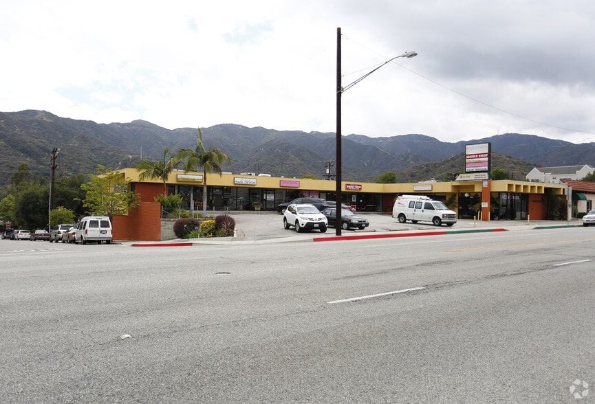 2652-2662 Honolulu Ave, Montrose, CA à louer - Photo principale – Image 1 sur 16