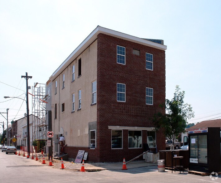 201 Dekalb St, Bridgeport, PA à louer - Photo de l’immeuble – Image 2 sur 4