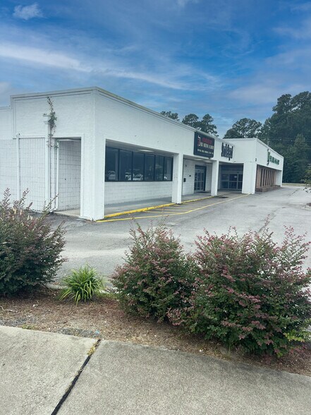 428 Red Bank Rd, Goose Creek, SC à louer - Photo de l’immeuble – Image 2 sur 16