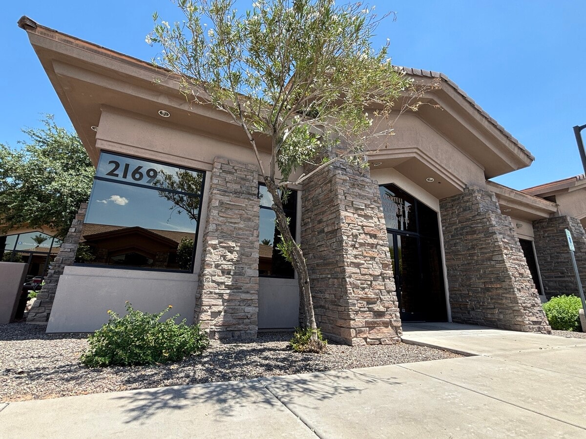 2169 E Warner Rd, Tempe, AZ 85284 - Lot 101 -  - Photo intérieure - Image 1 of 16