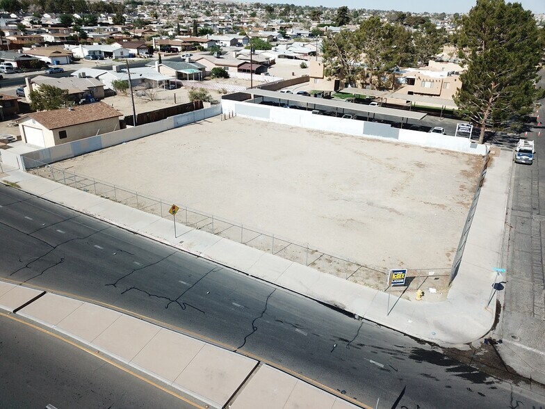 200 Montara Rd, Barstow, CA à vendre - Photo de l’immeuble – Image 1 sur 31