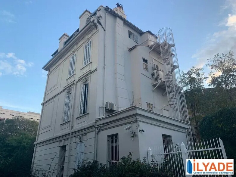 338 Avenue Du Prado, Marseille à vendre - Photo de l’immeuble – Image 2 sur 3