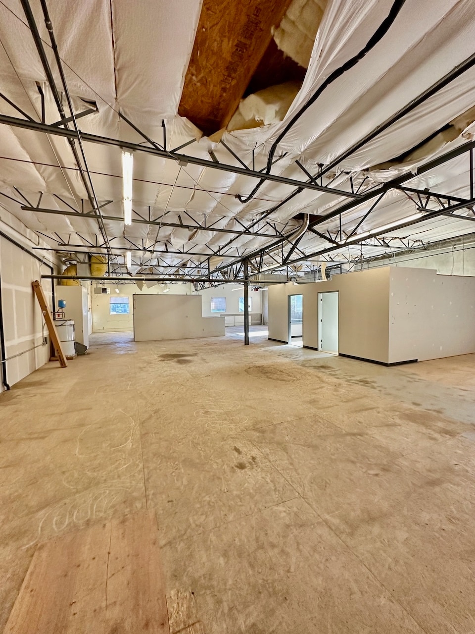 155 Spring Hill Dr, Grass Valley, CA à louer Photo intérieure– Image 1 sur 8