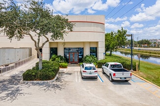 Plus de détails pour 2705-2785 N Commerce Pky, Miramar, FL - Local d'activités à louer
