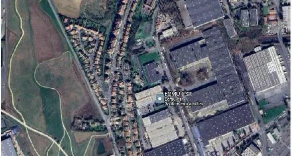 Local d’activités dans Louvres à louer - Photo de l’immeuble – Image 3 sur 6