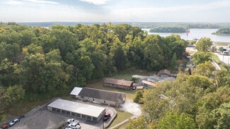 Plus de détails pour 309 N Market St, Grafton, IL - Local commercial à vendre