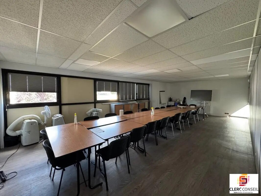 Bureau dans Bois-Guillaume à vendre Photo intérieure– Image 1 sur 16