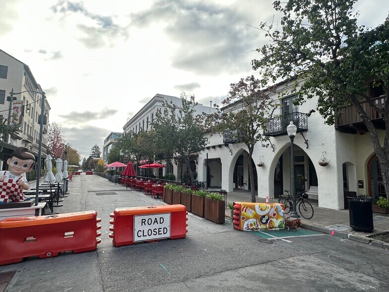 532-536 Ramona St, Palo Alto, CA à louer - Photo de l’immeuble – Image 3 sur 13