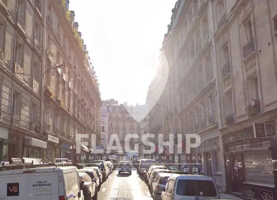 Local commercial dans Paris à louer Photo de l’immeuble– Image 1 sur 3