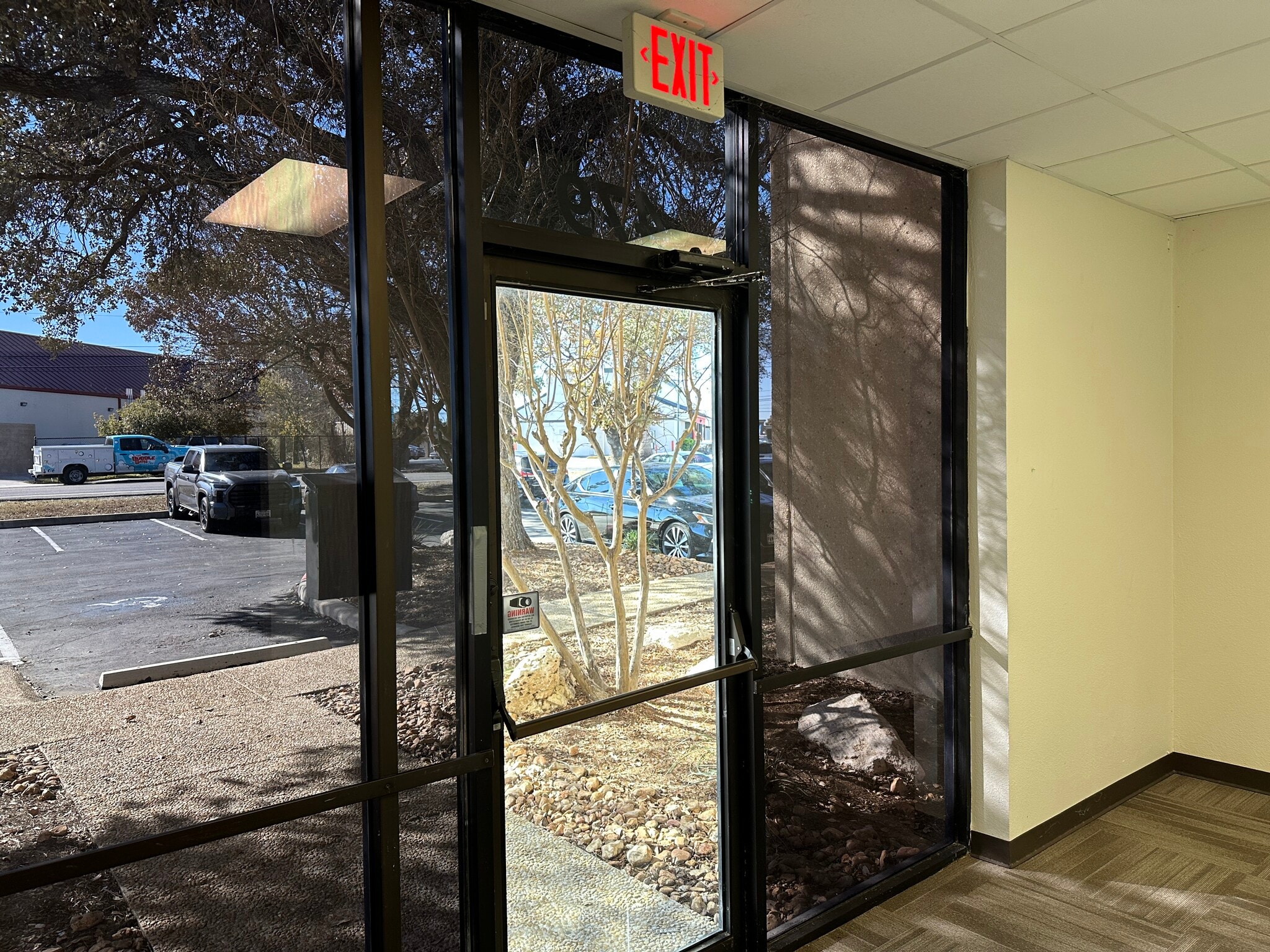 459-599 Spencer Ln, San Antonio, TX à louer Photo intérieure– Image 1 sur 8