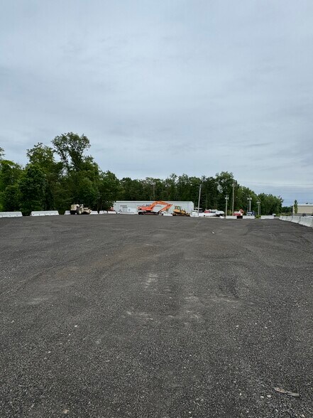 101 Powdered Metal Rd, North Haven, CT à louer - Photo de l’immeuble – Image 3 sur 3