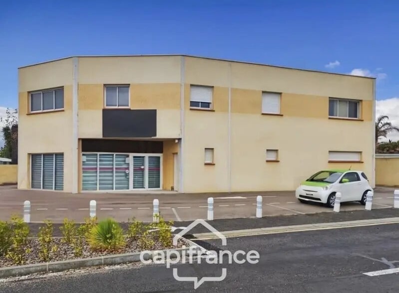 Local commercial dans Saint-Cyprien à louer - Photo de l’immeuble – Image 3 sur 4