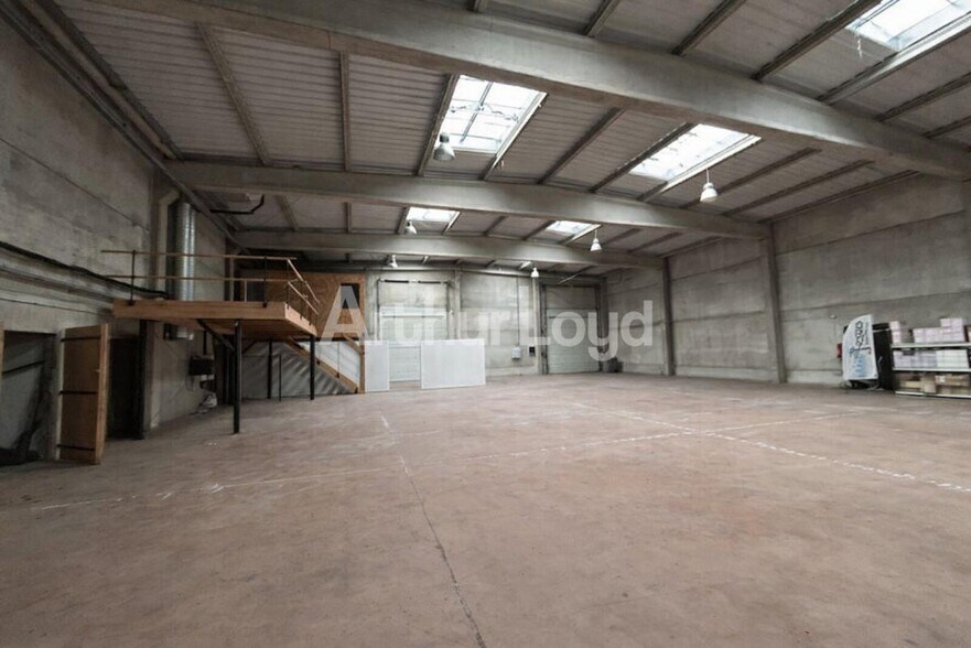 Industriel/Logistique dans Orchies à vendre - Photo intérieure – Image 1 sur 5