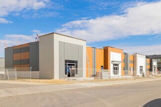 Plus de détails pour 110 Corner Meadows Manor NE, Calgary, AB - Local commercial à louer